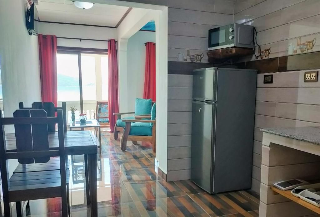 MT Seaside Apartment фото 22
