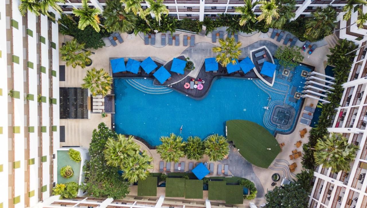 Deevana Plaza Phuket фото 2