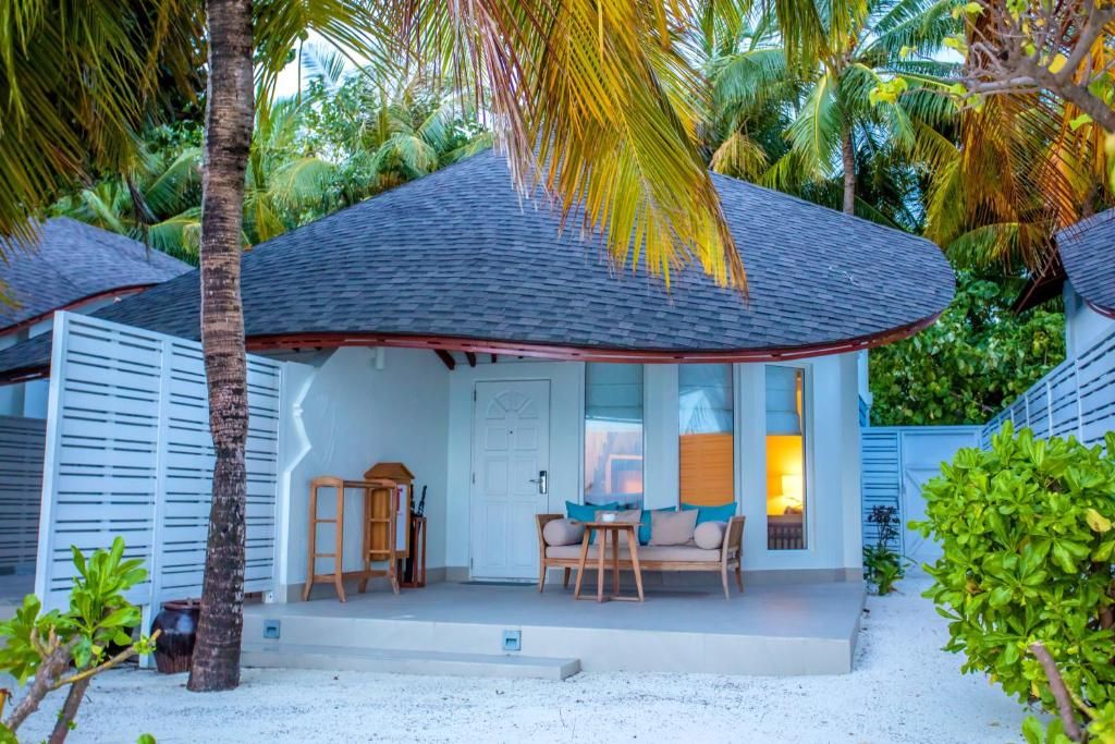 Machchafushi Island Resort & Spa Maldives, The Centara Collection фото 95