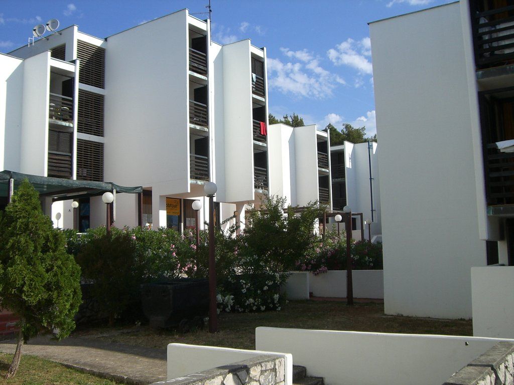 Sunset Lanterna Apartments фото 0