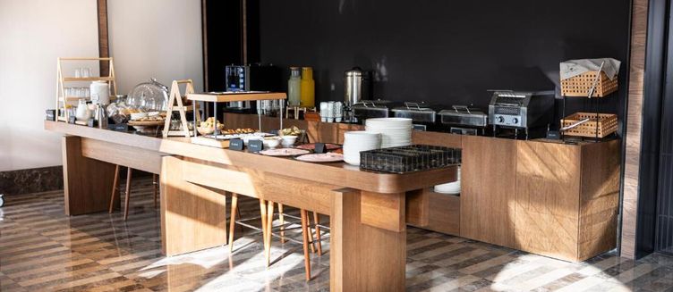 Фото отеля Infinity Hotel & More