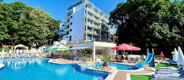 Фото отеля Holiday Park Hotel