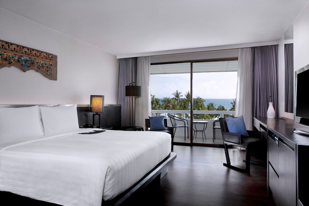 Le Meridien Phuket Beach Resort фото 118