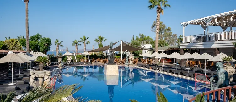 Фото отеля Golden Beach Resort & Spa