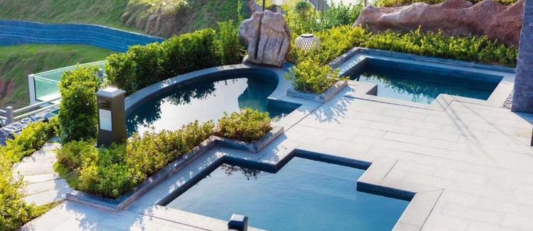 Фото отеля Wyndham Grand Plaza Royale Hot Springs Fenghuang