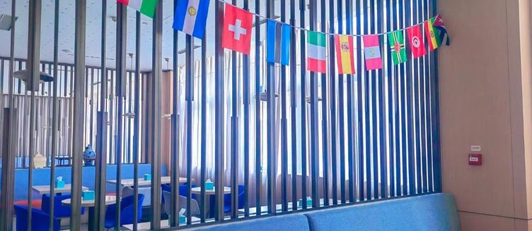 Фото отеля Holiday Inn Express Xi'An Ancient Town West