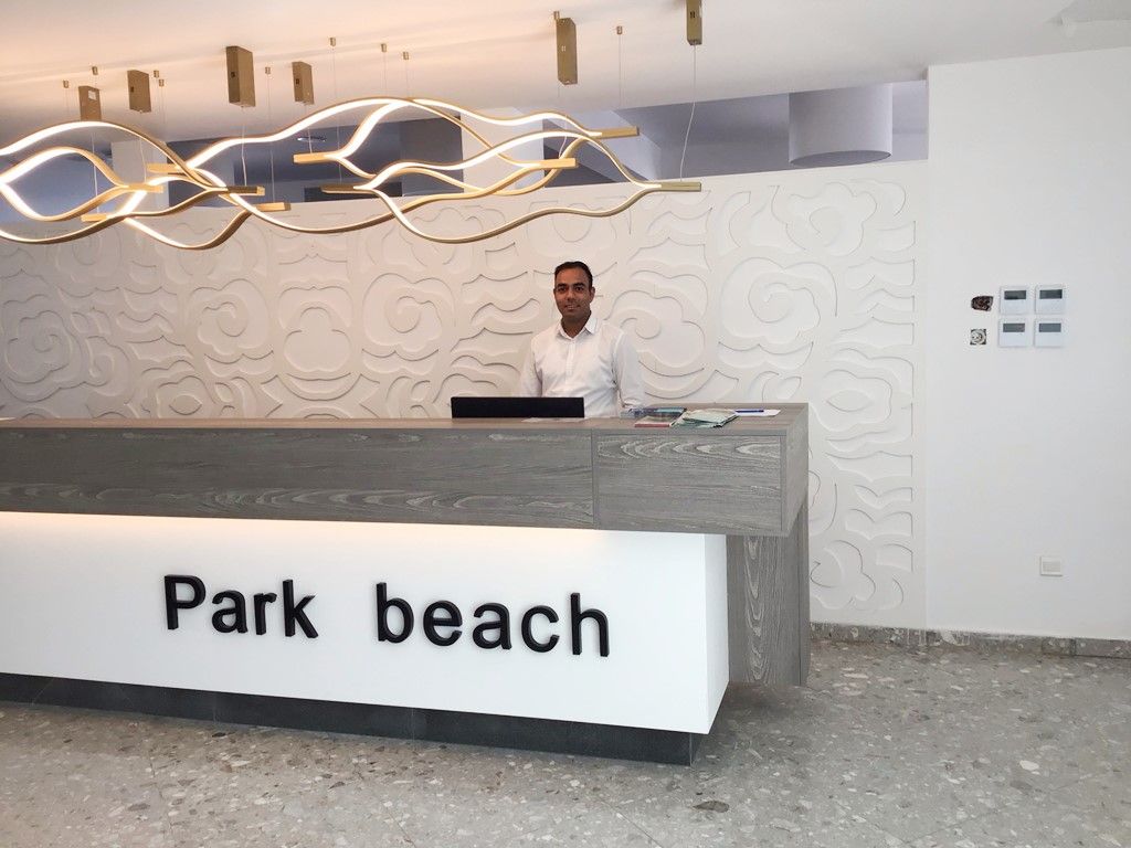 Park Beach Hotel фото 6