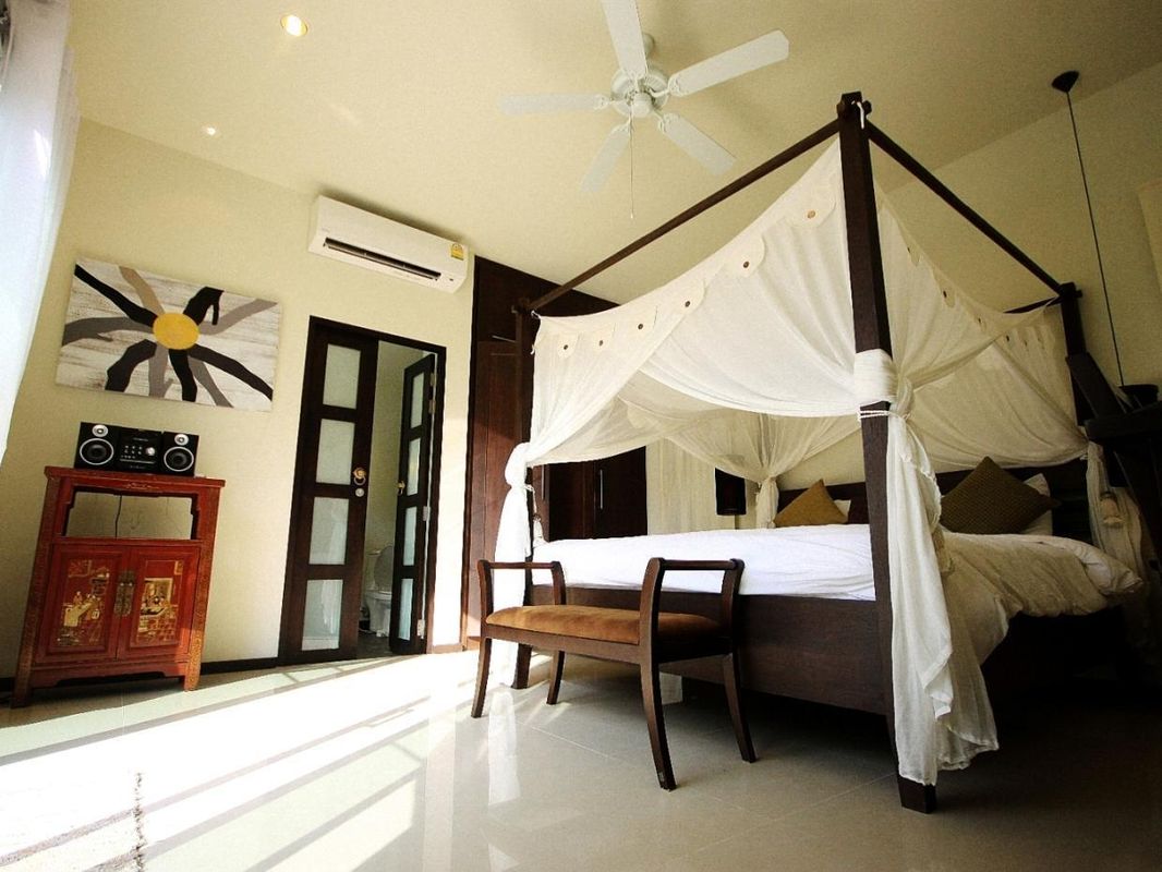 Two Villas Holiday Oriental Style Nai Harn Beach фото 14