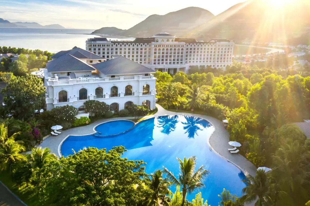 Nha Trang Marriott Resort & Spa, Hon Tre Island фото 10