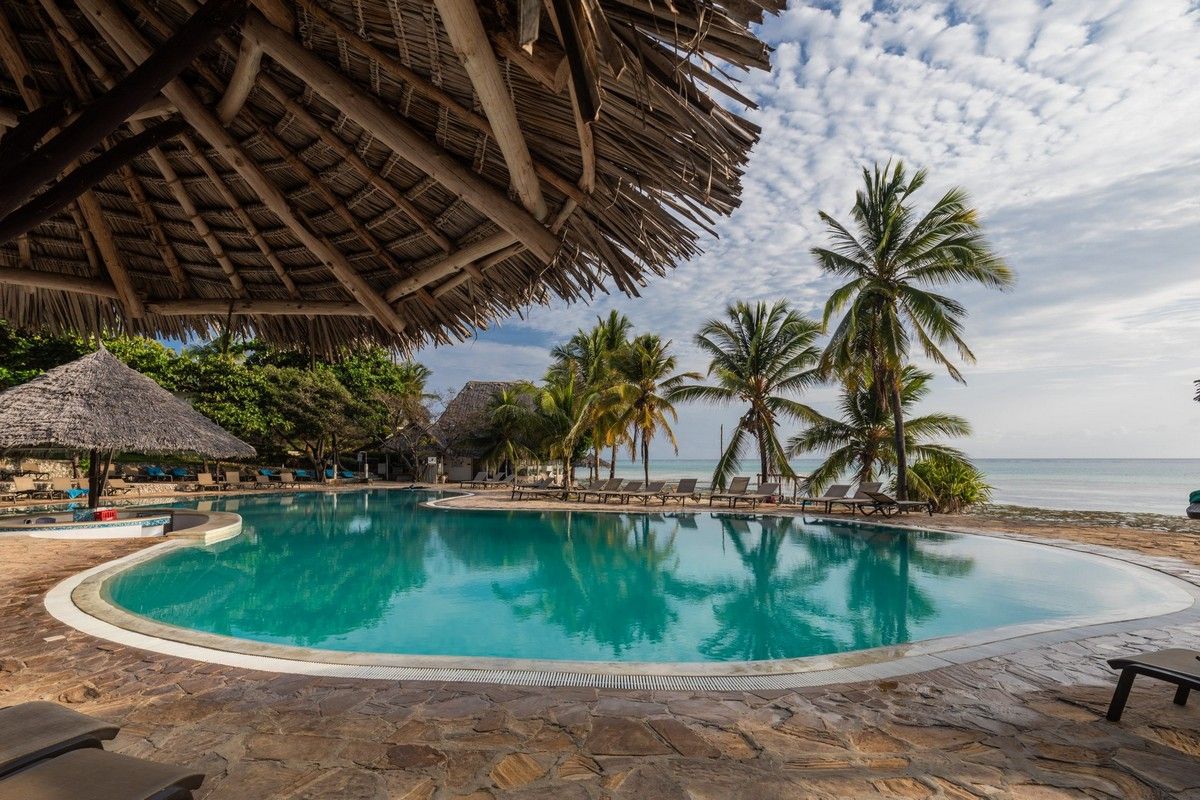 Karafuu Beach Resort фото 10
