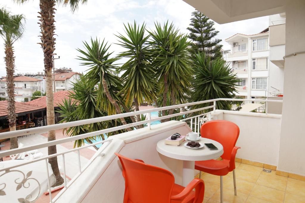 New Garden Hotel Side фото 33