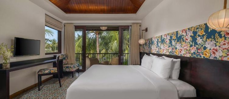 Фото отеля Emerald Hoi An Riverside Resort