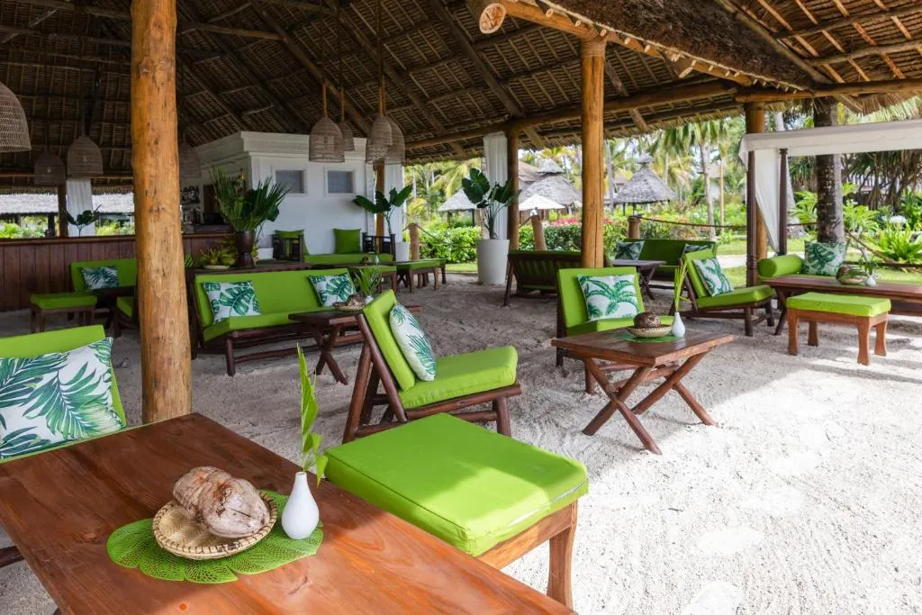 Breezes Beach Club and Spa фото 23