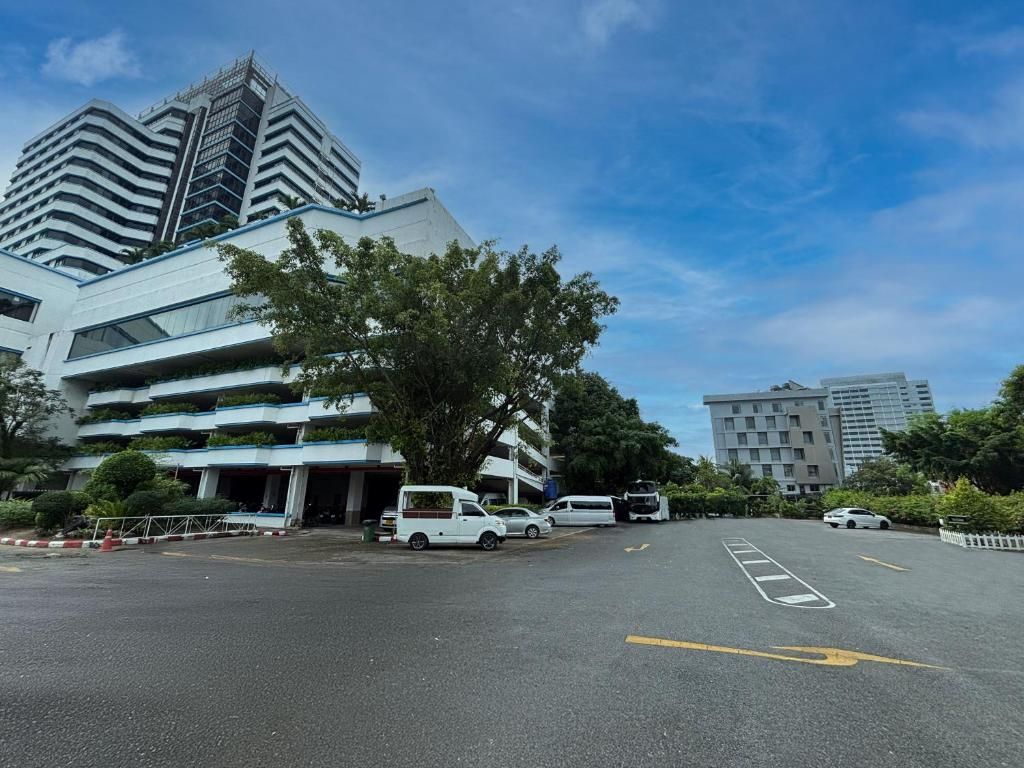 Royal Phuket City Hotel фото 82