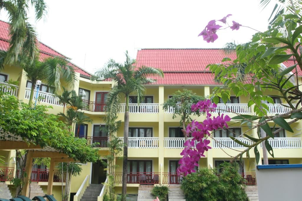 MW Krabi Beach Resort фото 43