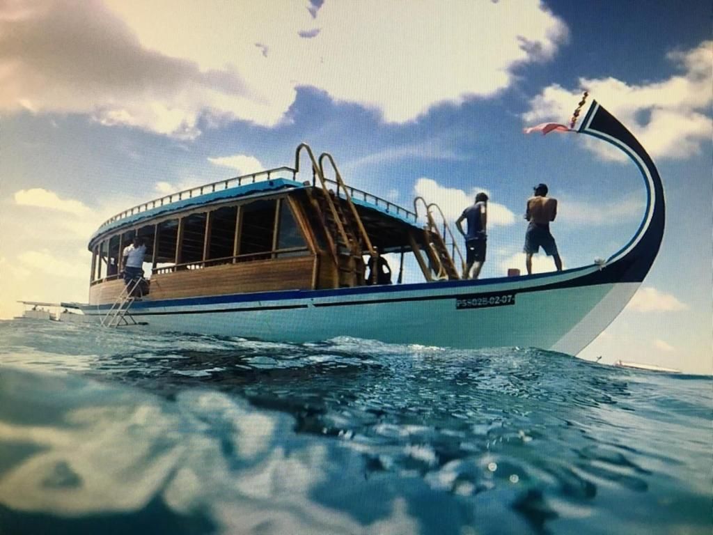 Guest House «Whitesand Dhigurah Guest House» фото 33