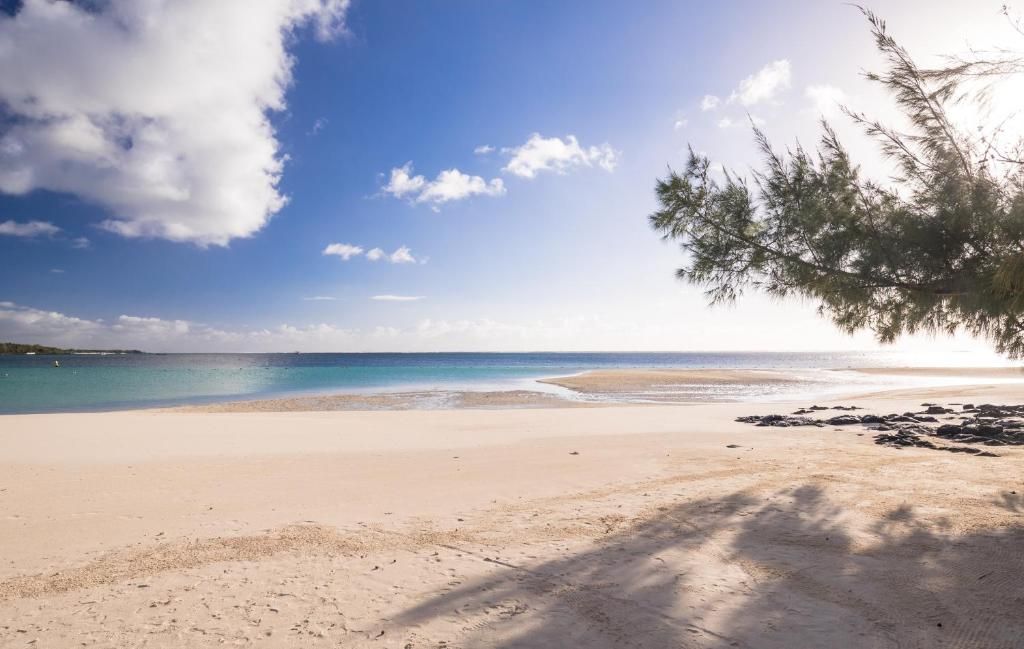 LUX* Belle Mare Resort & Villas фото 35