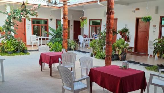 Фото отеля Summer Sky Thoddoo Guest House