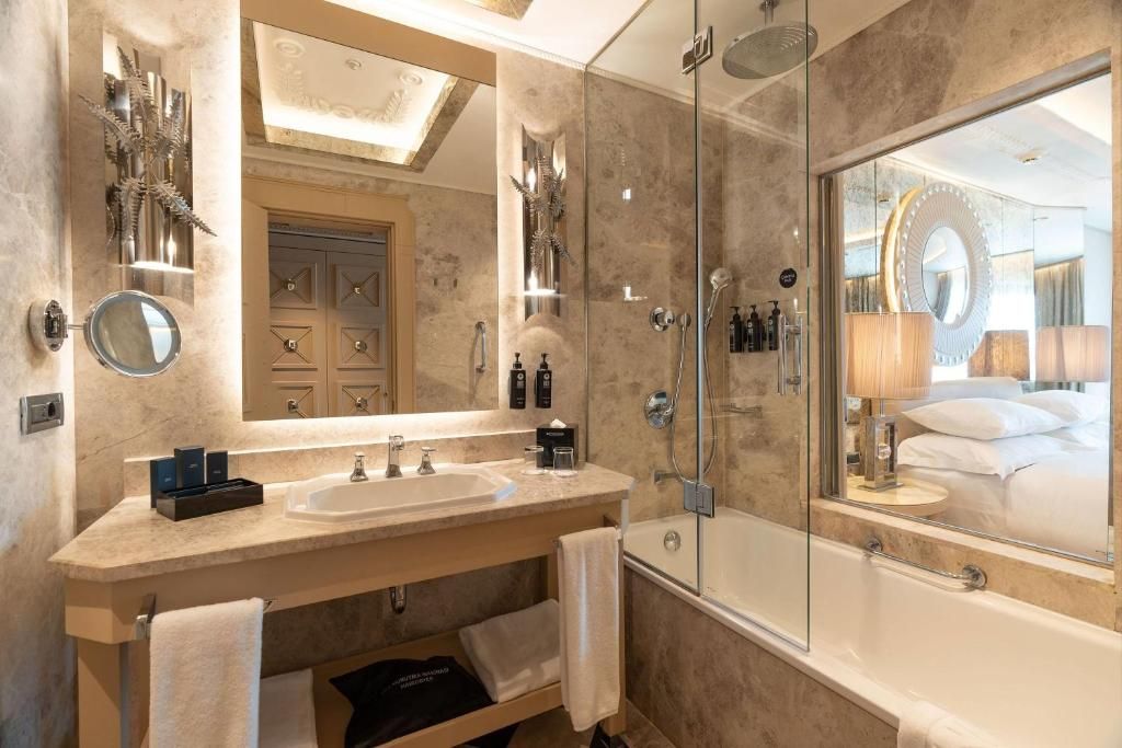 Wyndham Grand Istanbul Kalamis Marina Hotel фото 62