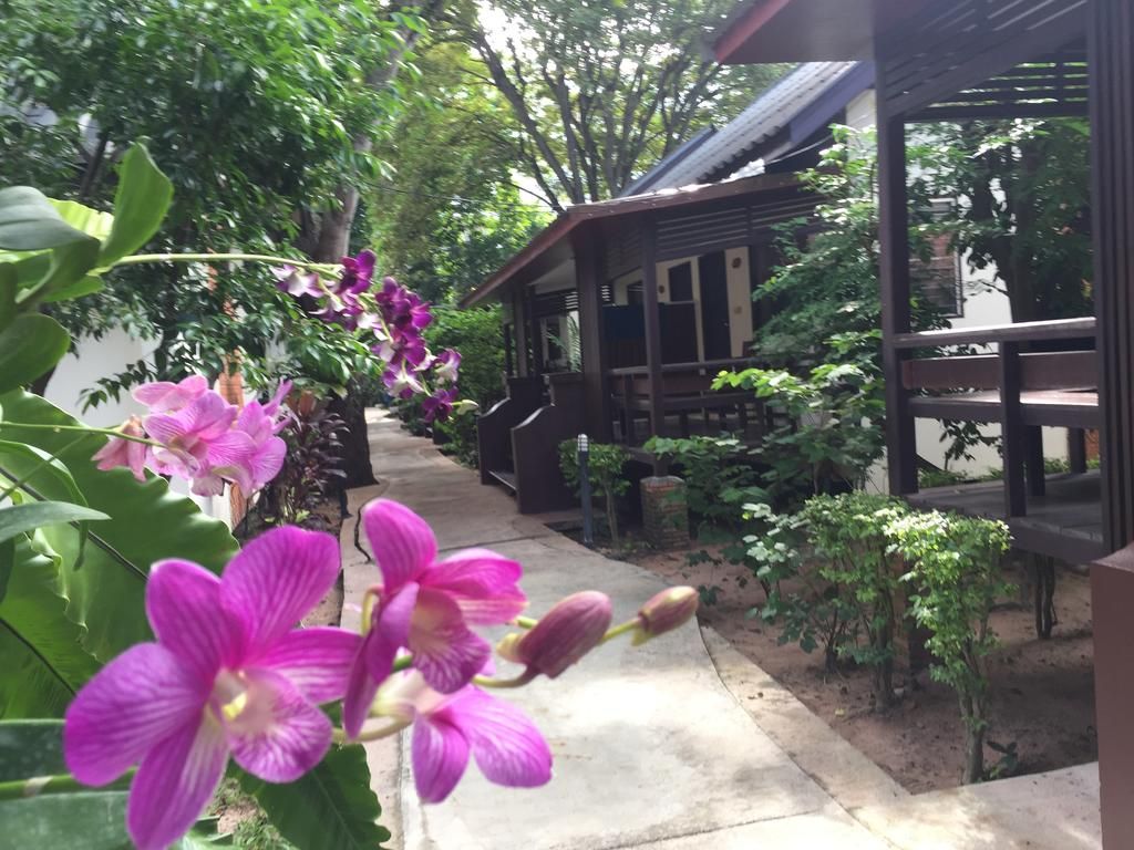 The Beach Garden Resort фото 44