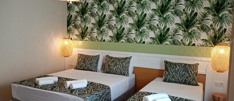 Фото отеля Dolphin Park Hotel