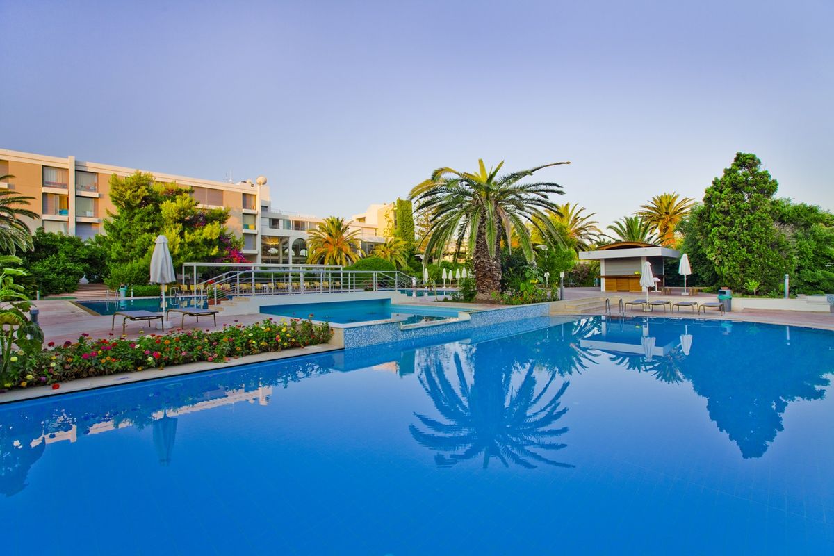 Caravia Beach Hotel фото 37