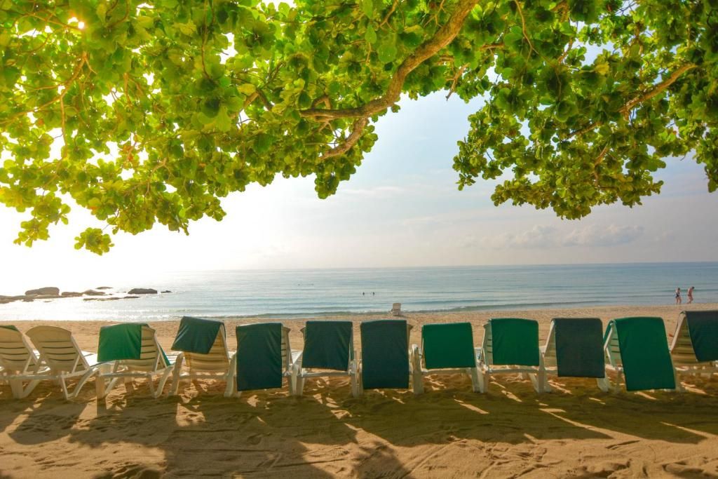 First Bungalow Beach Resort фото 60