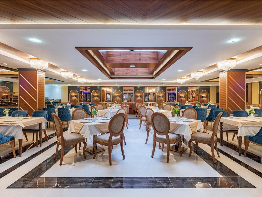 Elysium Green Suites Hotel фото 55