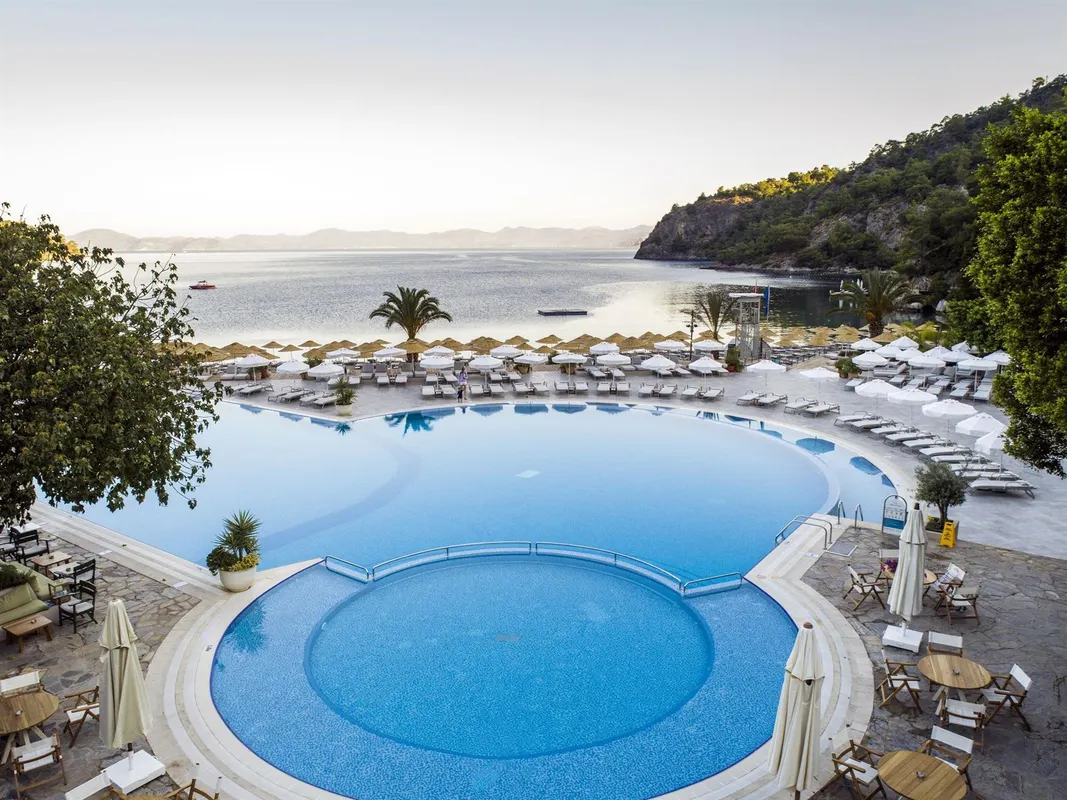 Hillside Beach Club фото 7