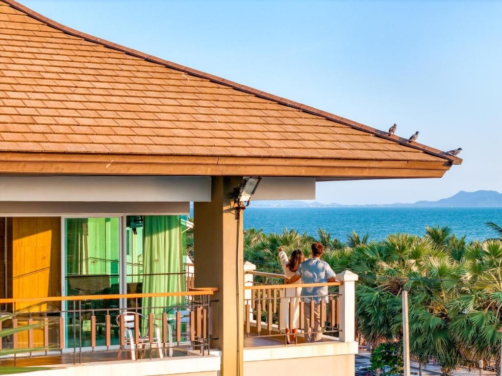 Welcome World Beachfront Resort фото 71