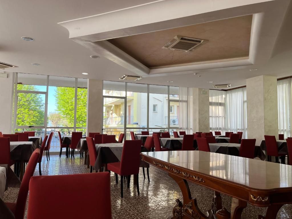 Hotel Fellini Rimini фото 16
