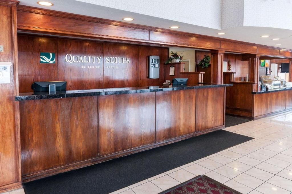 Quality Suites Albuquerque Airport фото 6