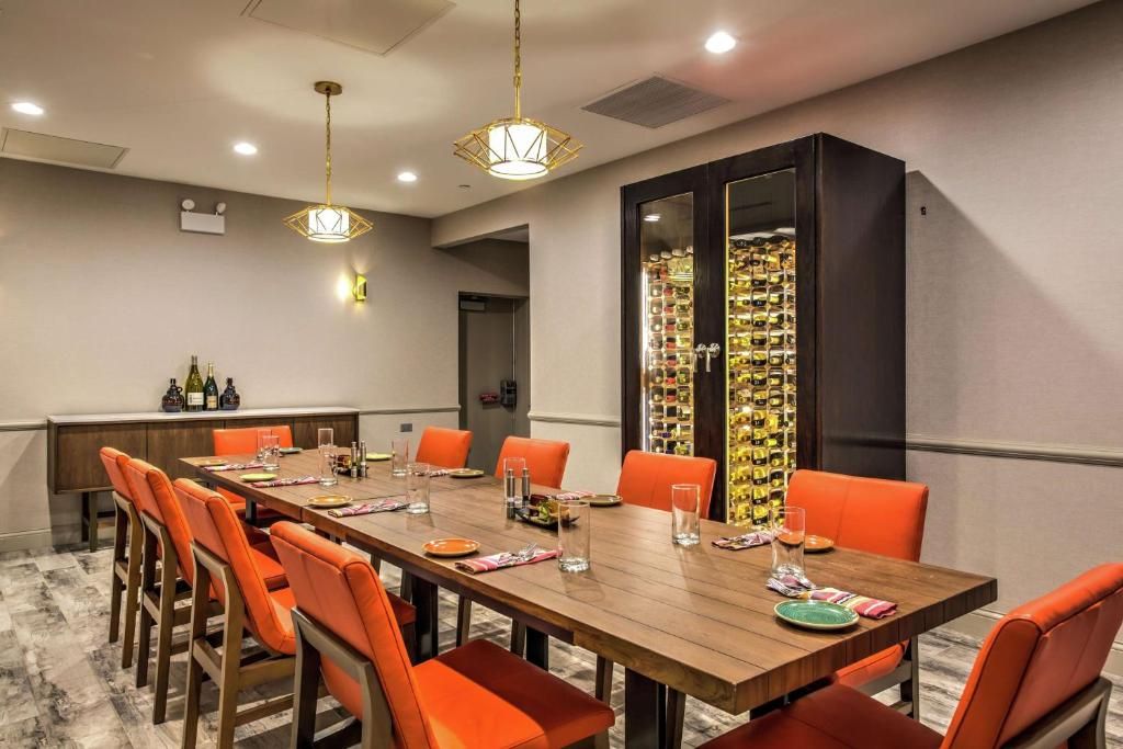 Hilton Chicago/Oak Lawn фото 48