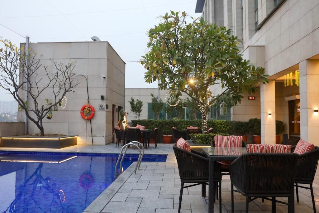 Crowne Plaza New Delhi Okhla фото 11