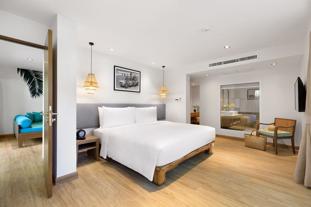 Outrigger Khao Lak Beach Resort фото 71