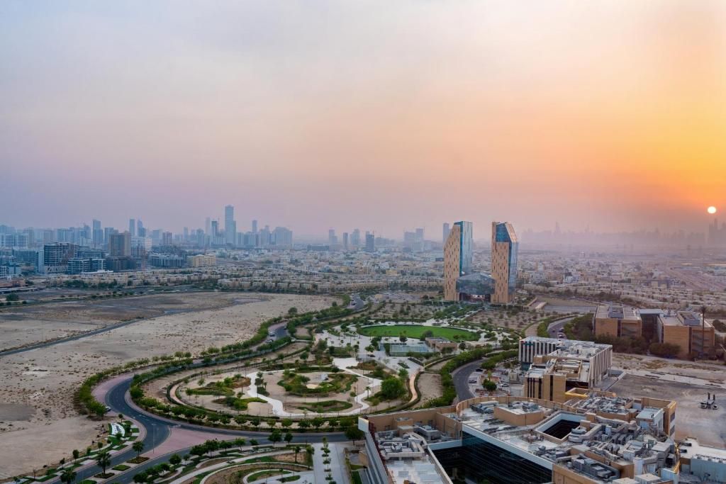 Holiday Inn & Suites Dubai Science Park фото 43