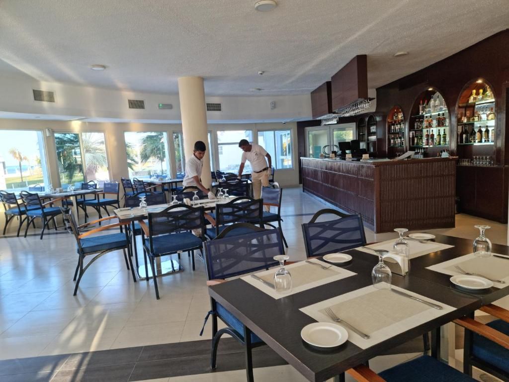 Holiday Beach Resort фото 31