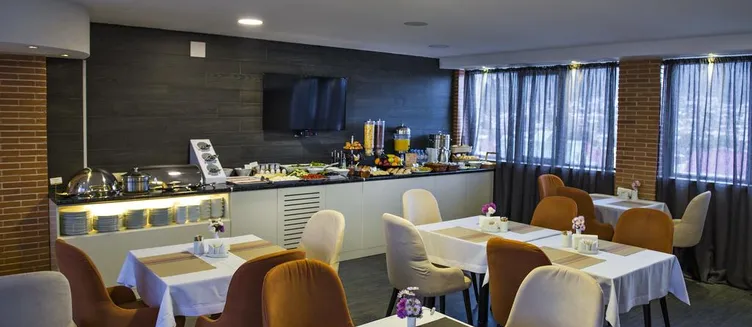 Фото отеля Tbilisi Inn