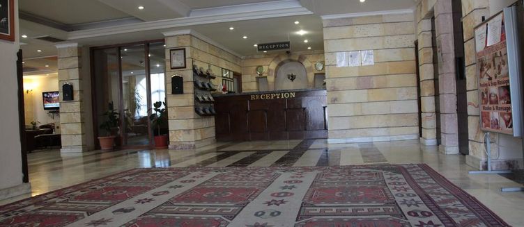 Фото отеля Tassaray Hotel