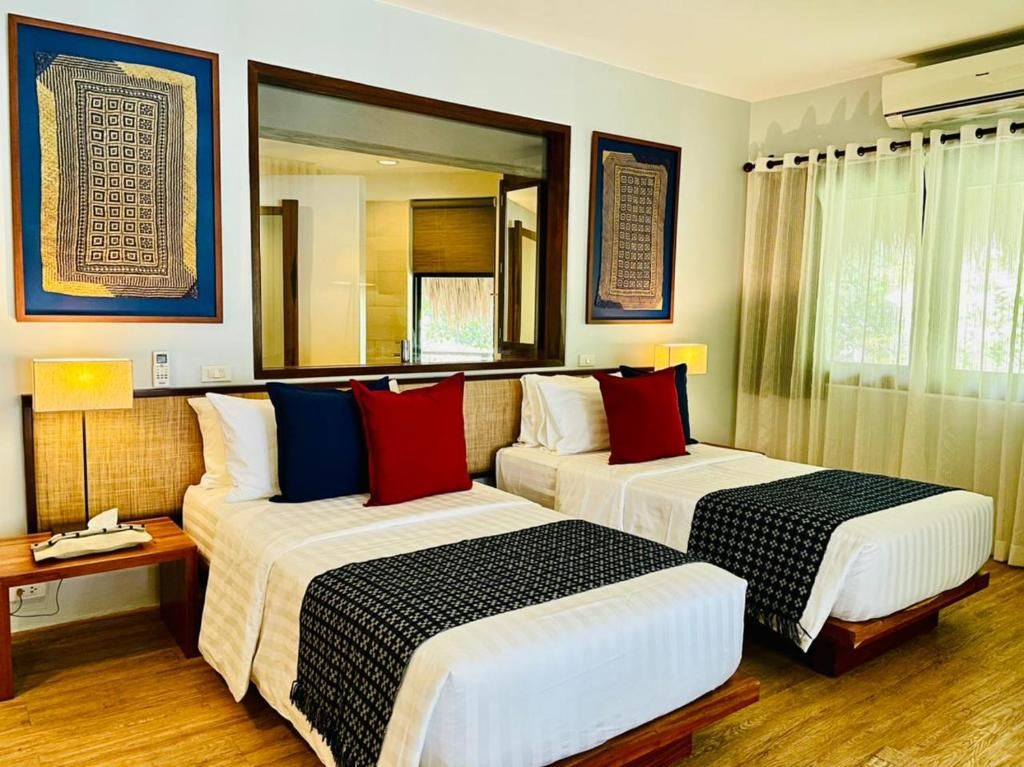Amun Ini Beach Resort & Spa фото 26