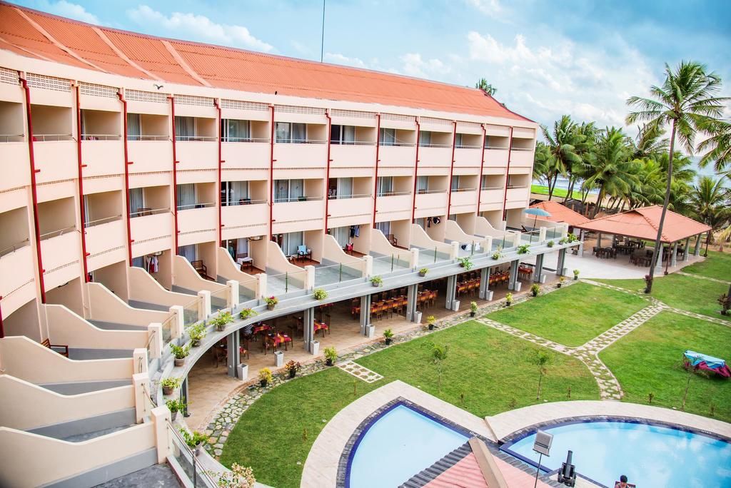 Paradise Beach Hotel фото 25