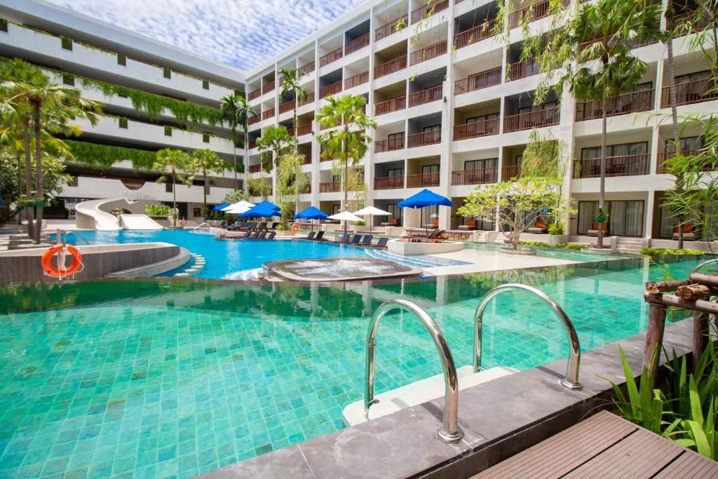 Deevana Plaza Phuket фото 88