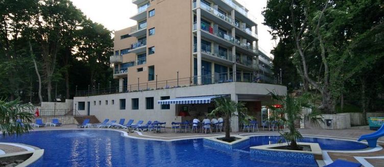 Фото отеля Holiday Park Hotel