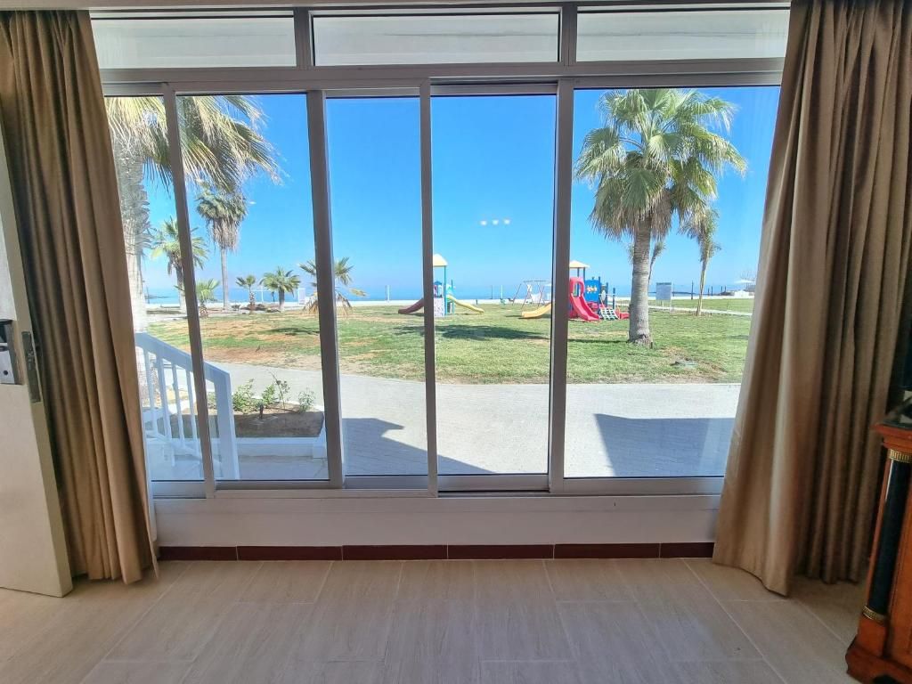 Holiday Beach Resort фото 38