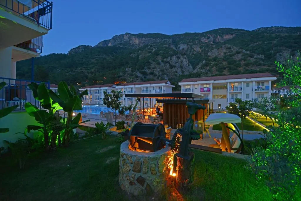 Belcekum Beach Hotel фото 86