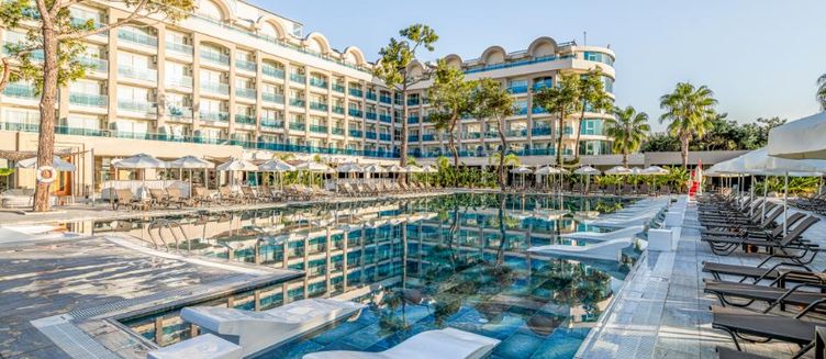 Фото отеля Berry Blue Hotel