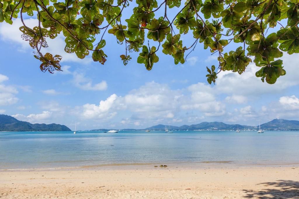By The Sea Phuket Beach Resort фото 29