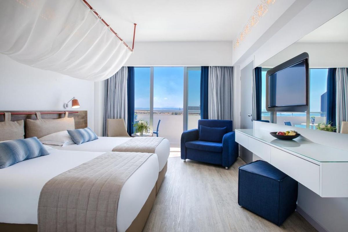 Lordos Beach Hotel & Spa фото 65