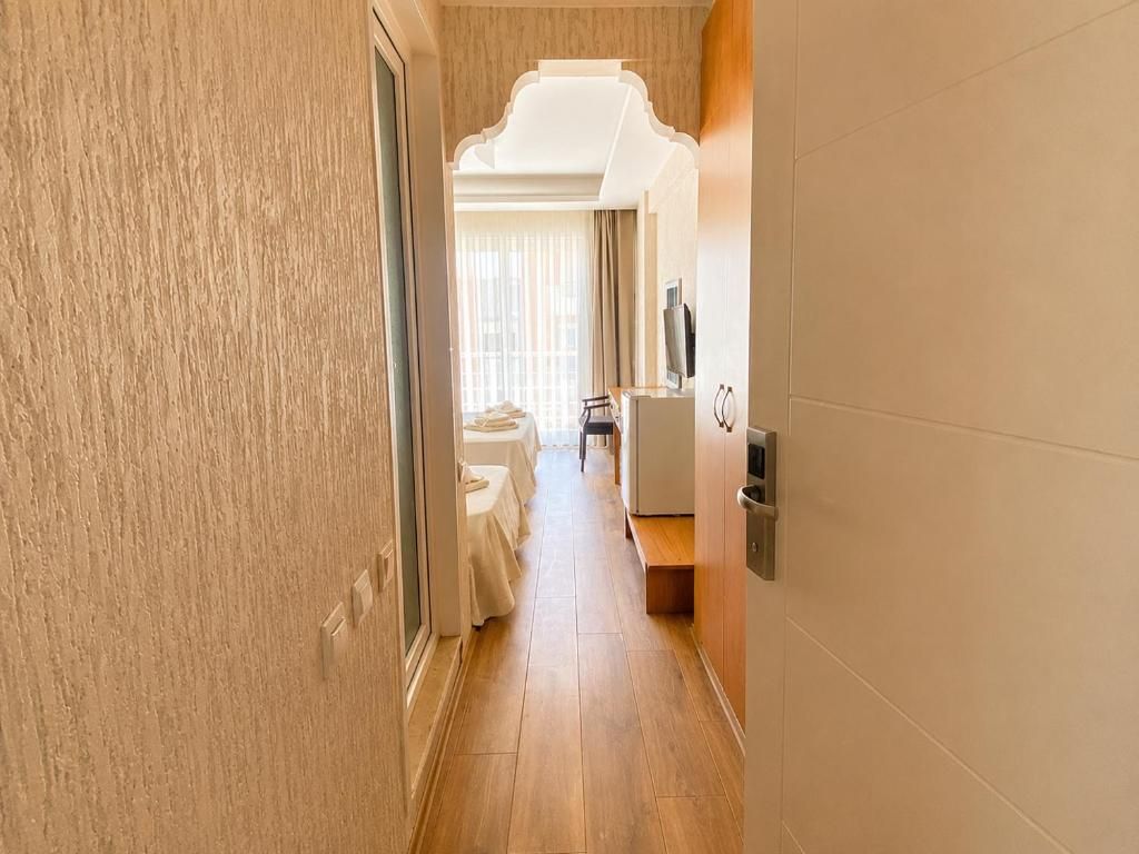 Mood Beach Hotel фото 18
