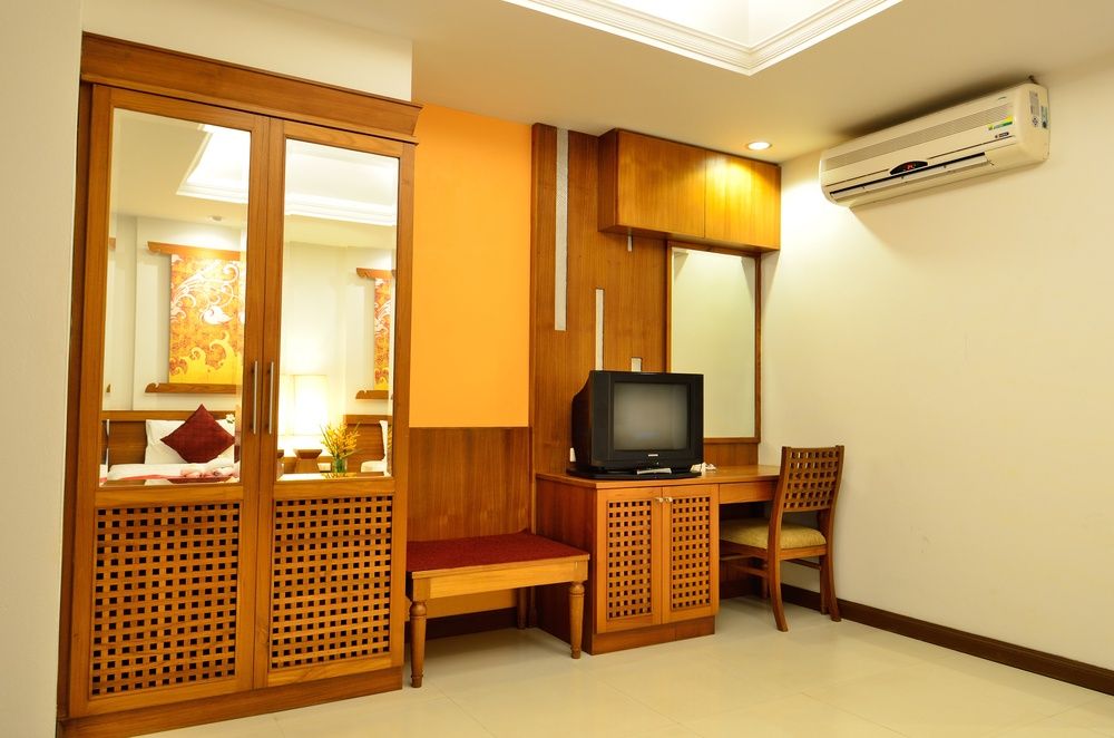 First Bungalow Beach Resort фото 55